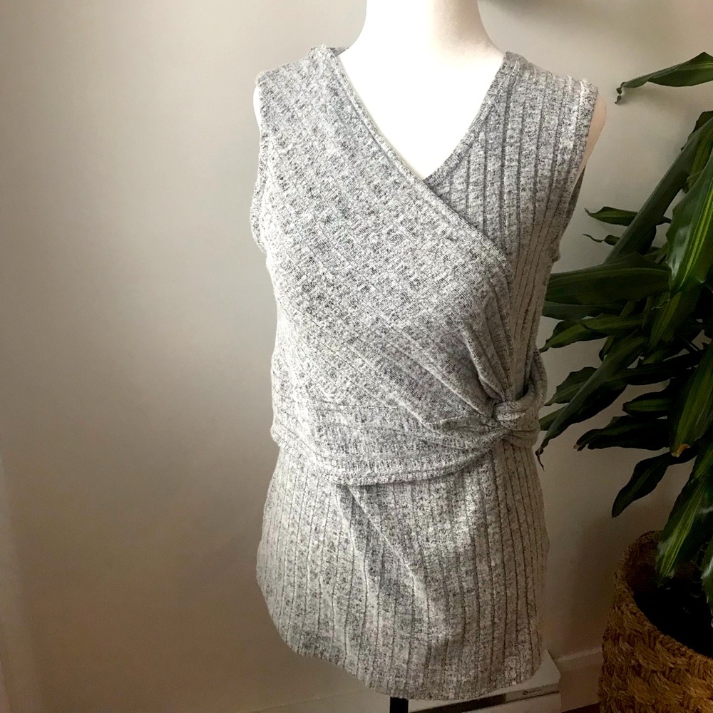 Club Monaco size medium sleeveless sweater